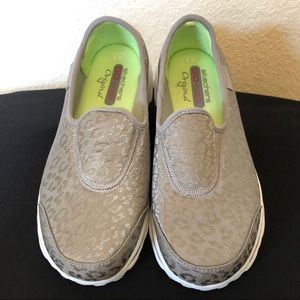 Women’s Skechers Go Walk slip on shoes